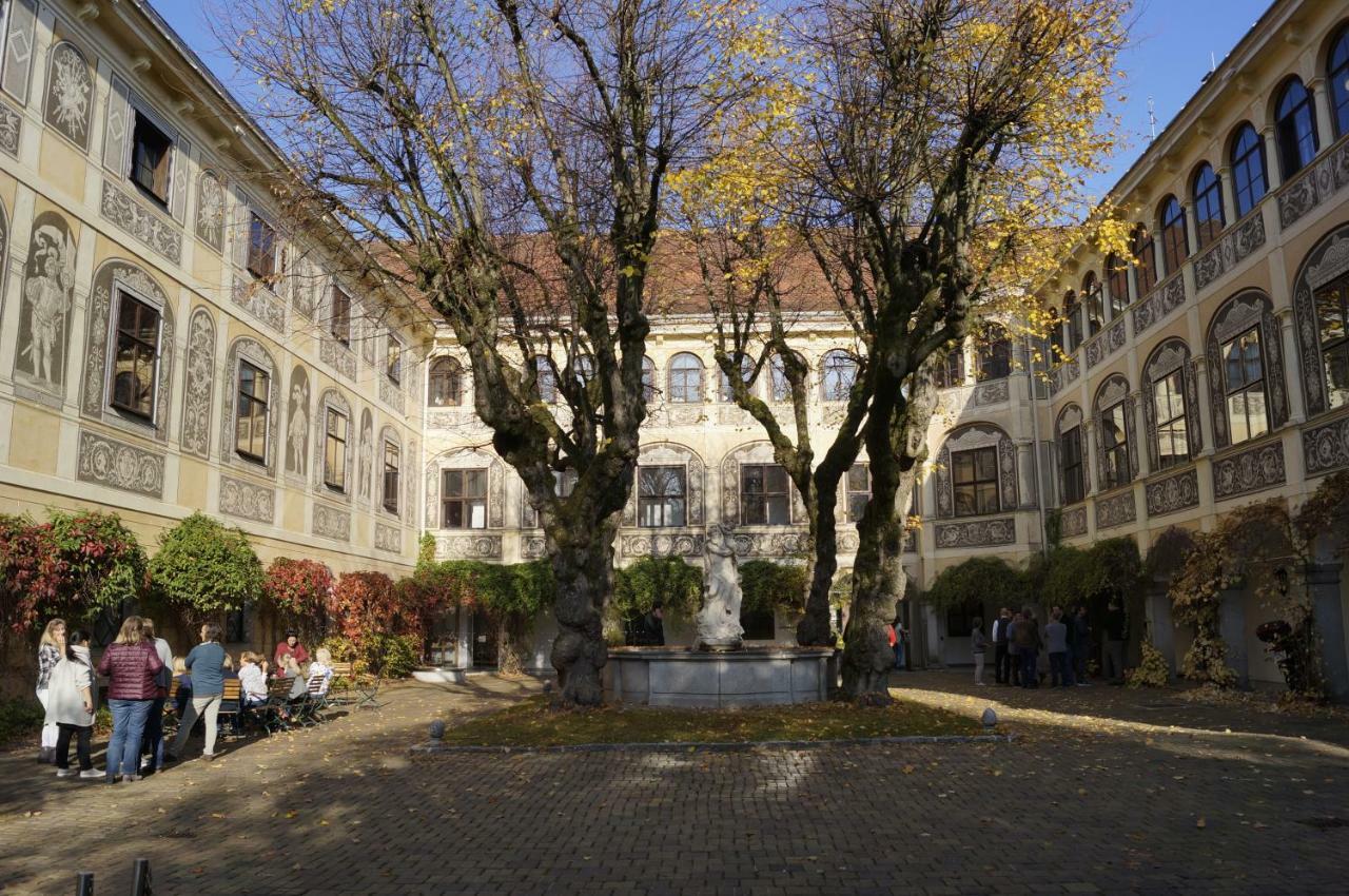 Schloss Puchberg Вельс Экстерьер фото
